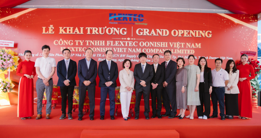Chụp hình lưu niệm cuối chương trình